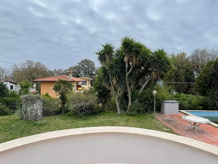 Immagine 21 di Villa in vendita  a Fiumicino
