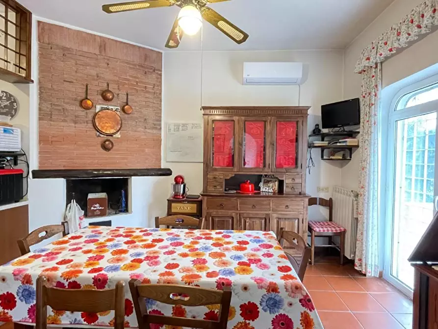 Immagine 29 di Villa in vendita  a Fiumicino