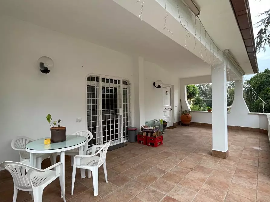 Immagine 22 di Villa in vendita  a Fiumicino