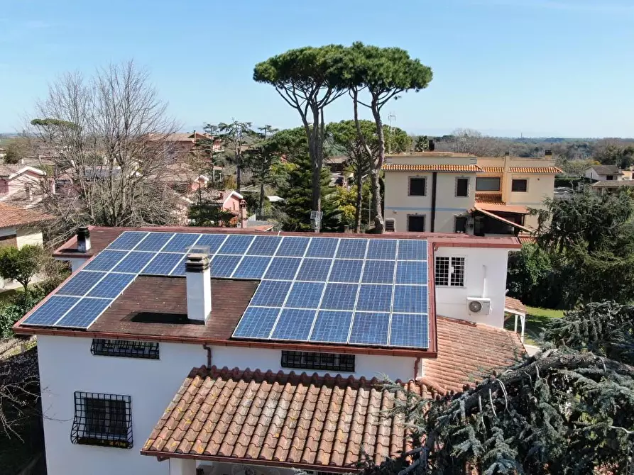 Immagine 57 di Villa in vendita  a Fiumicino