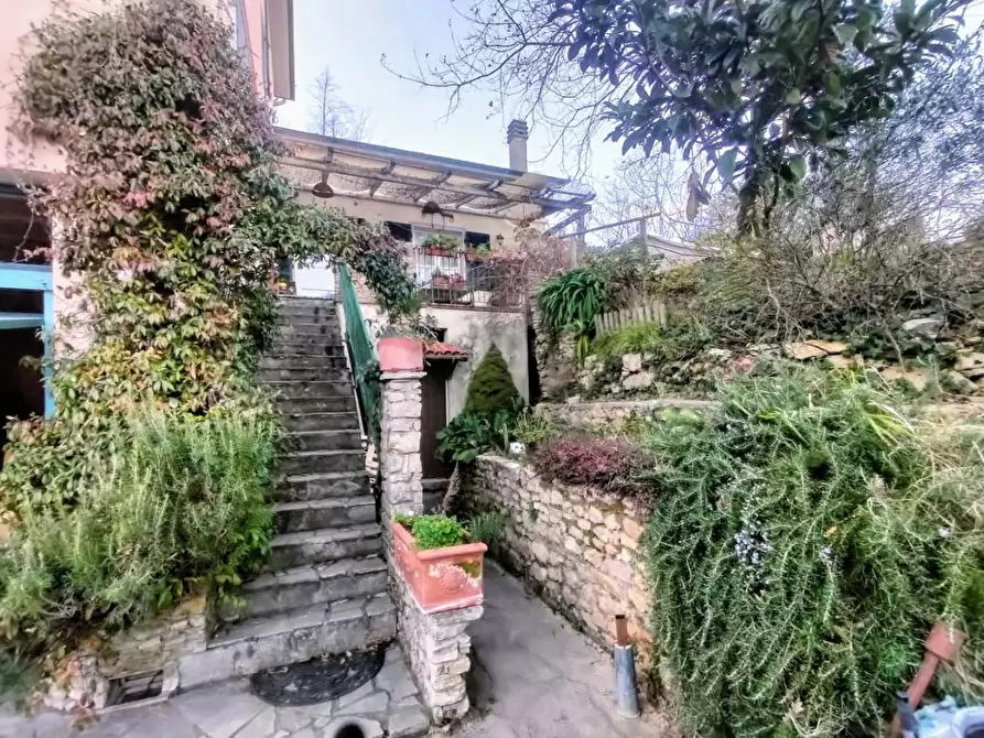 Immagine 34 di Casa bifamiliare in vendita  a Riccò Del Golfo Di Spezia