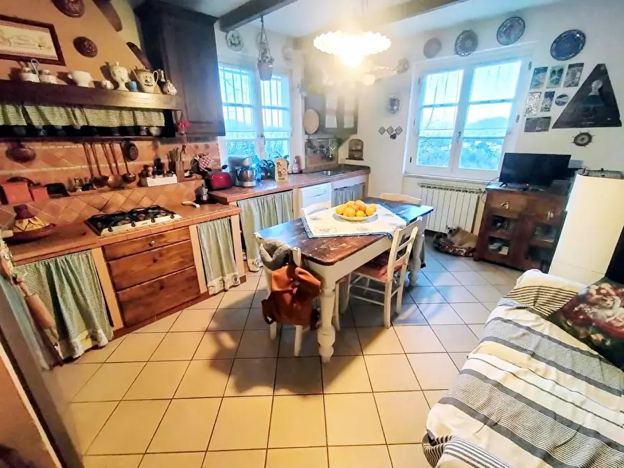 Immagine 2 di Casa bifamiliare in vendita  a Riccò Del Golfo Di Spezia