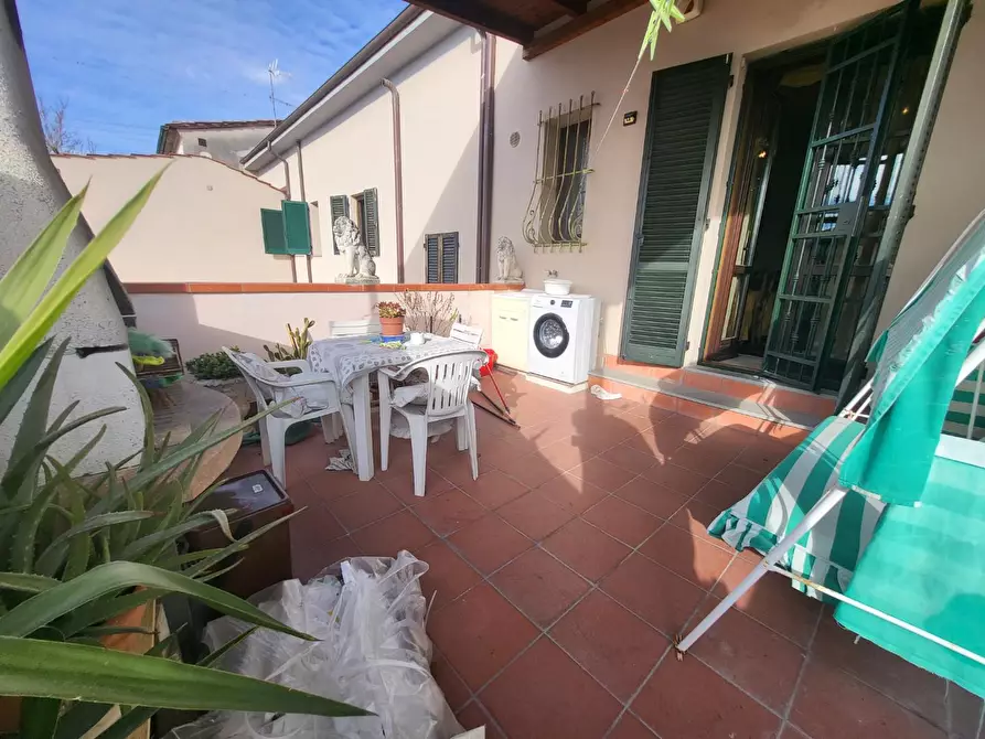 Immagine 2 di Appartamento in vendita  a Cascina