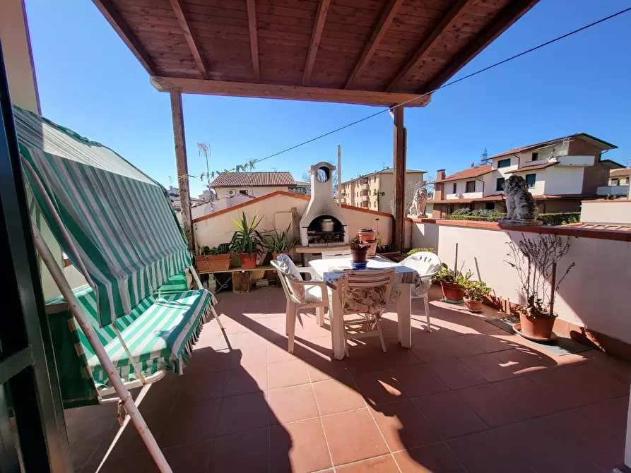 Immagine 1 di Appartamento in vendita  a Cascina