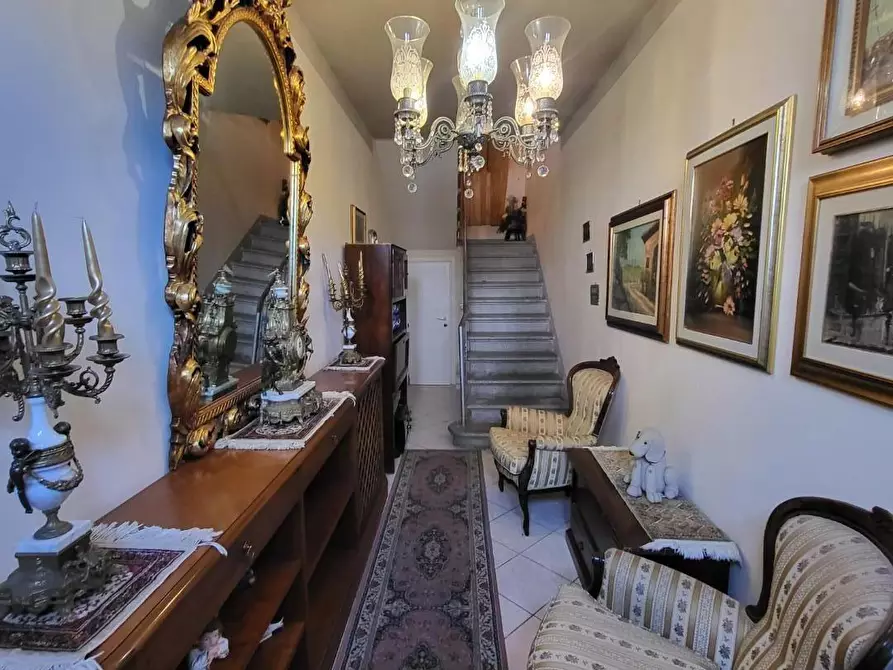 Immagine 15 di Appartamento in vendita  a Cascina