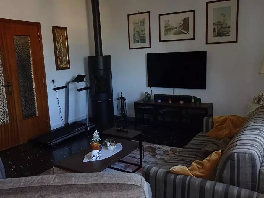 Immagine 34 di Mansarda in vendita  a Cascina