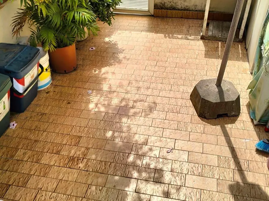 Immagine 7 di Appartamento in vendita  a Livorno