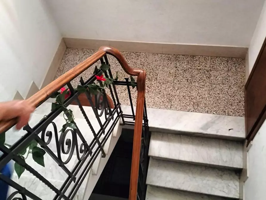 Immagine 25 di Appartamento in vendita  a Livorno