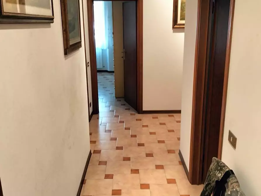 Immagine 10 di Appartamento in vendita  a Livorno