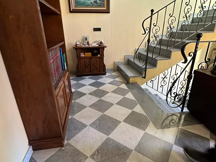 Immagine 16 di Casa bifamiliare in vendita  a Massa