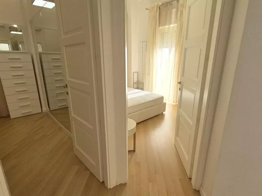 Immagine 27 di Mansarda in vendita  a Viareggio