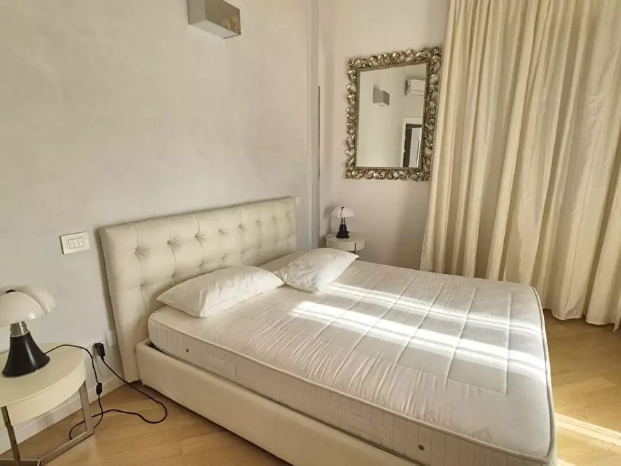 Immagine 31 di Mansarda in vendita  a Viareggio