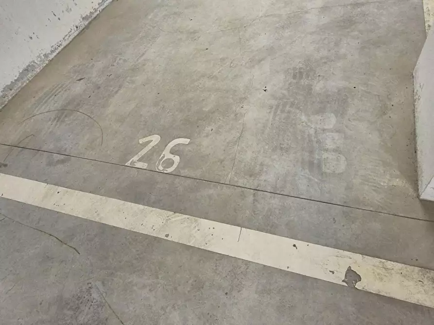 Immagine 74 di Mansarda in vendita  a Viareggio