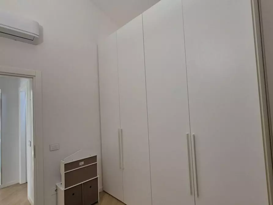 Immagine 47 di Mansarda in vendita  a Viareggio