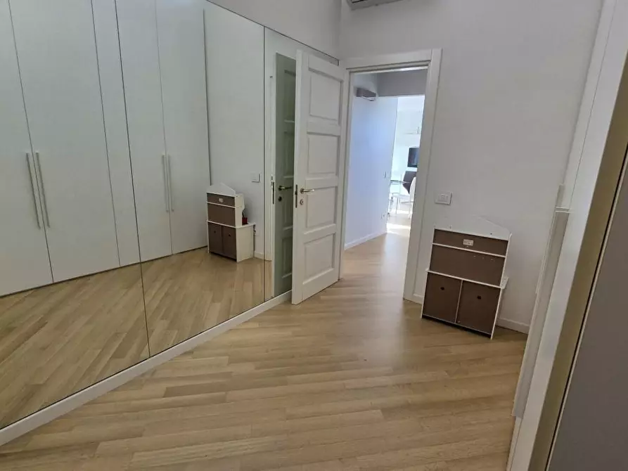 Immagine 44 di Mansarda in vendita  a Viareggio