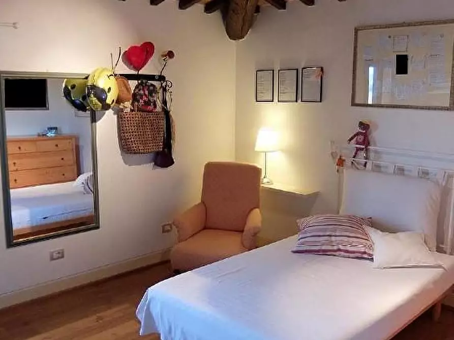 Immagine 9 di Terratetto in vendita  a San Gimignano