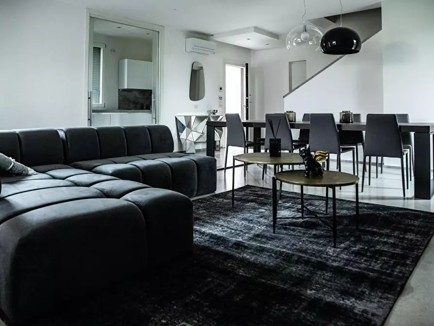 Immagine 7 di Villa in affitto  a Forte Dei Marmi