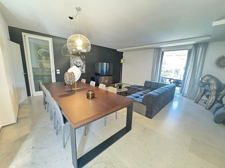 Immagine 5 di Villa in affitto  a Forte Dei Marmi