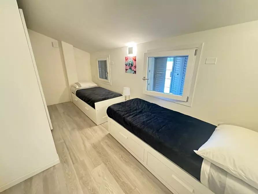 Immagine 11 di Villa in affitto  a Forte Dei Marmi