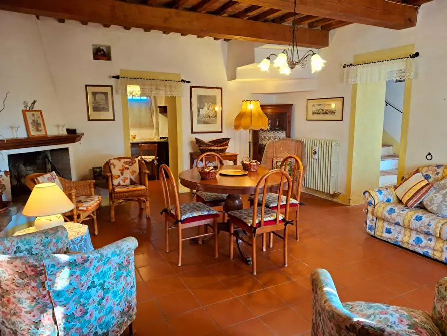 Immagine 8 di Casa colonica in vendita  a San Casciano Dei Bagni