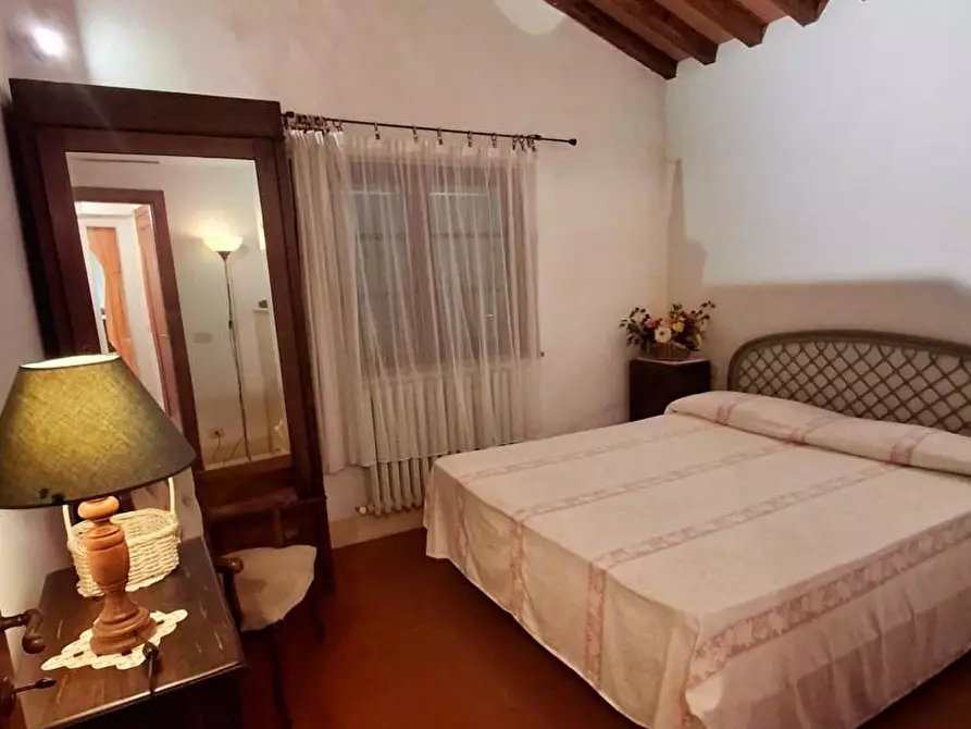 Immagine 46 di Casa colonica in vendita  a San Casciano Dei Bagni