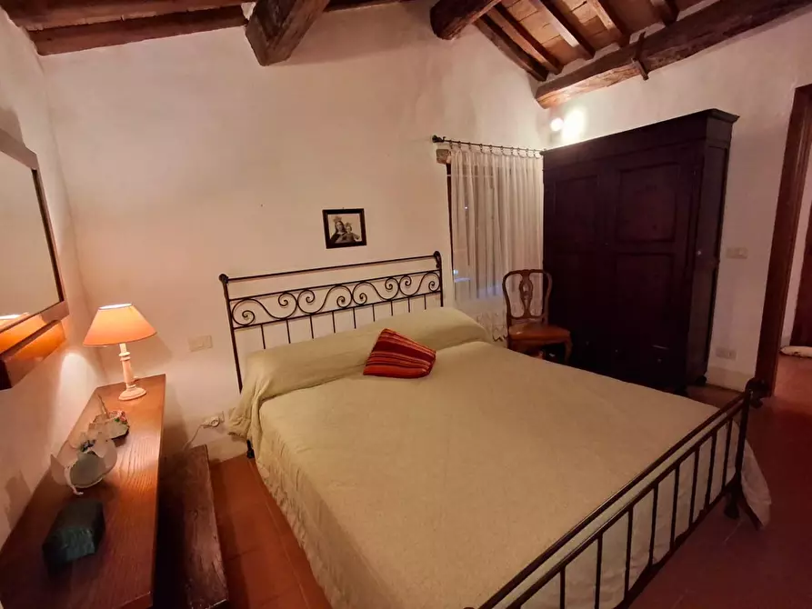 Immagine 33 di Casa colonica in vendita  a San Casciano Dei Bagni