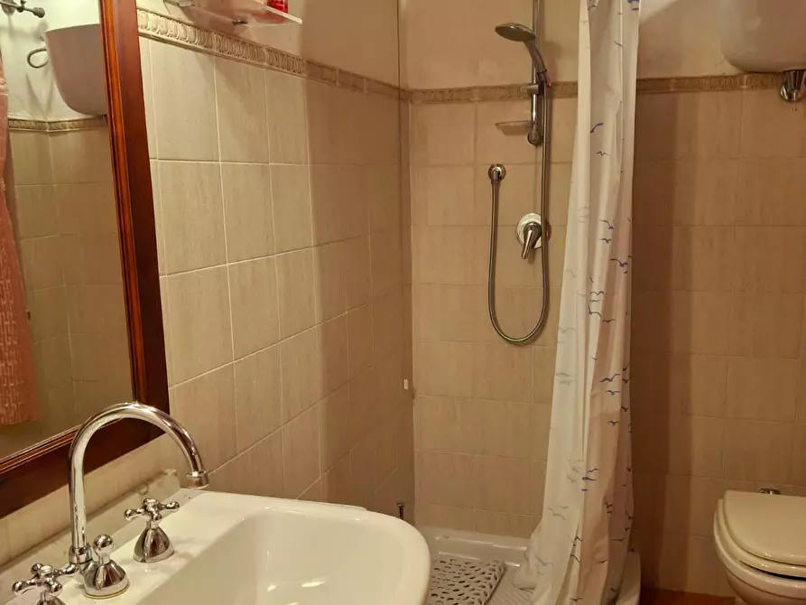 Immagine 38 di Casa colonica in vendita  a San Casciano Dei Bagni