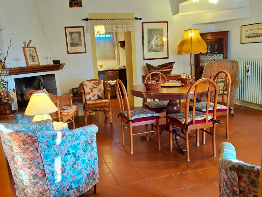 Immagine 12 di Casa colonica in vendita  a San Casciano Dei Bagni