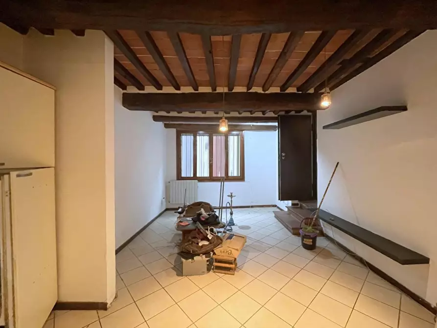 Immagine 21 di Appartamento in vendita  a Camaiore