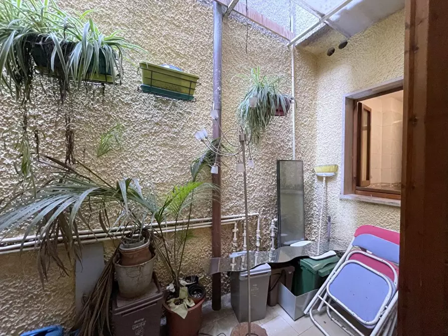 Immagine 19 di Appartamento in vendita  a Camaiore