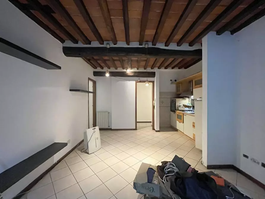 Immagine 3 di Appartamento in vendita  a Camaiore