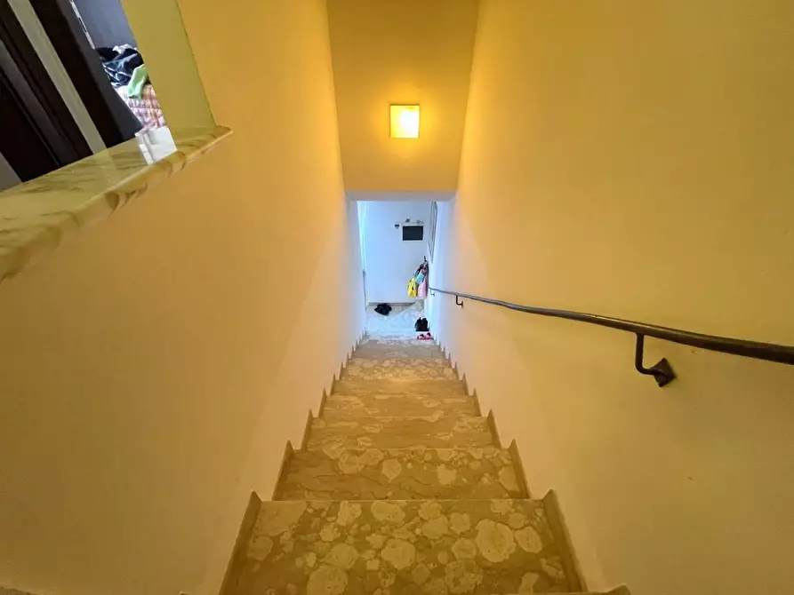 Immagine 40 di Villetta a schiera in vendita  a Camaiore