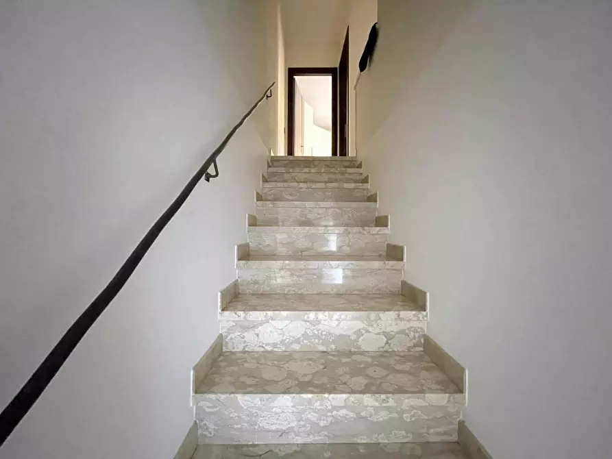 Immagine 19 di Villetta a schiera in vendita  a Camaiore