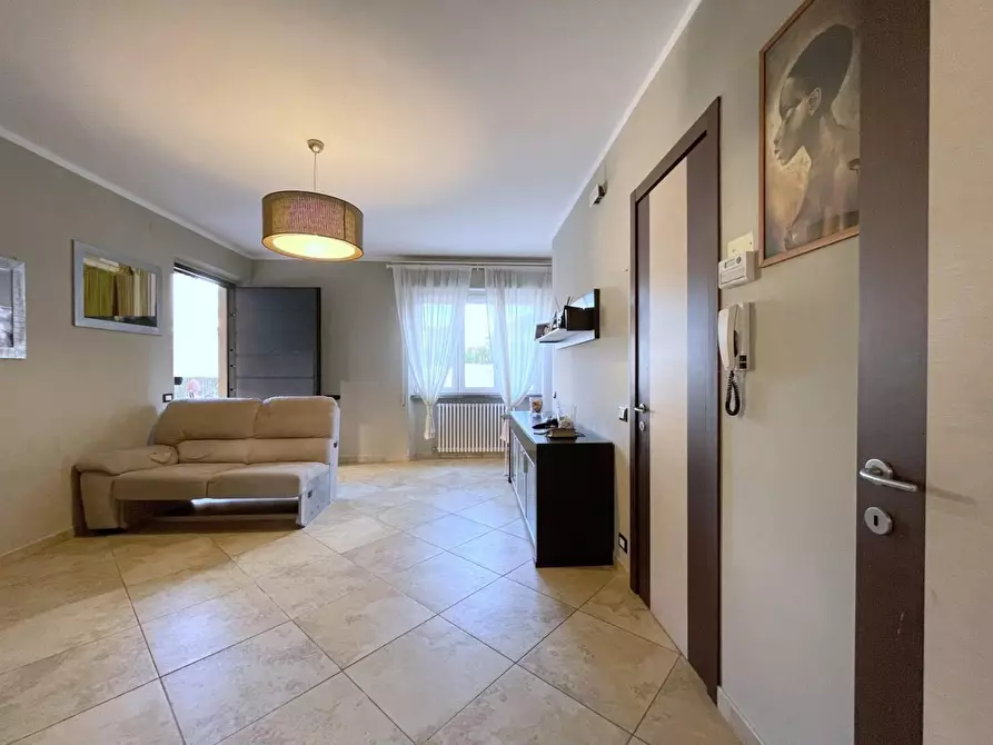 Immagine 5 di Villetta a schiera in vendita  a Camaiore