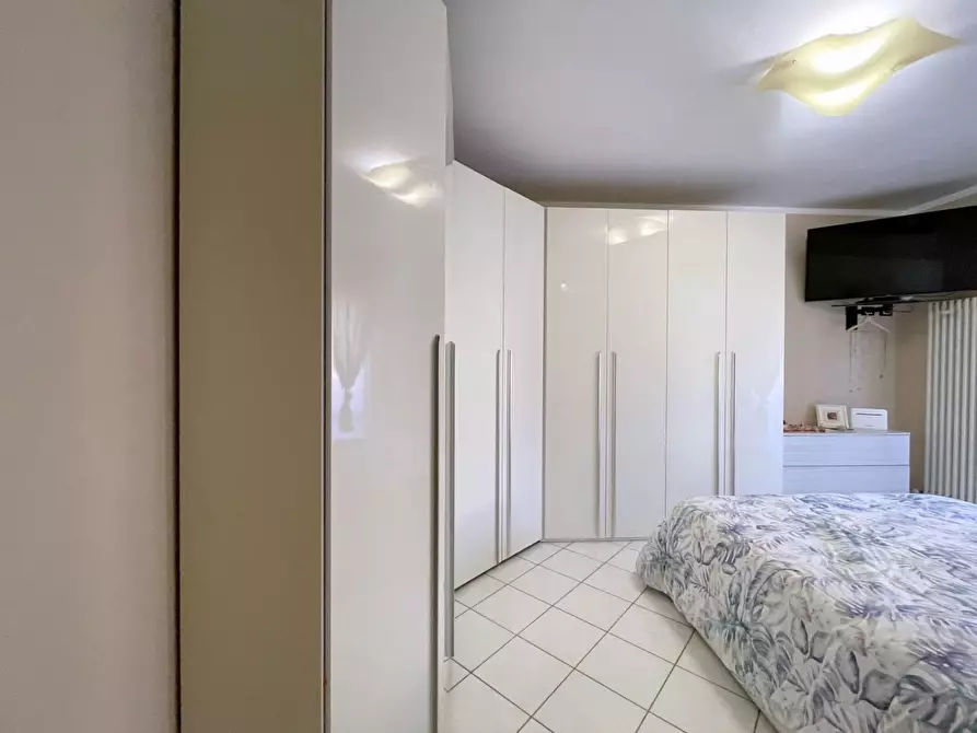 Immagine 35 di Villetta a schiera in vendita  a Camaiore