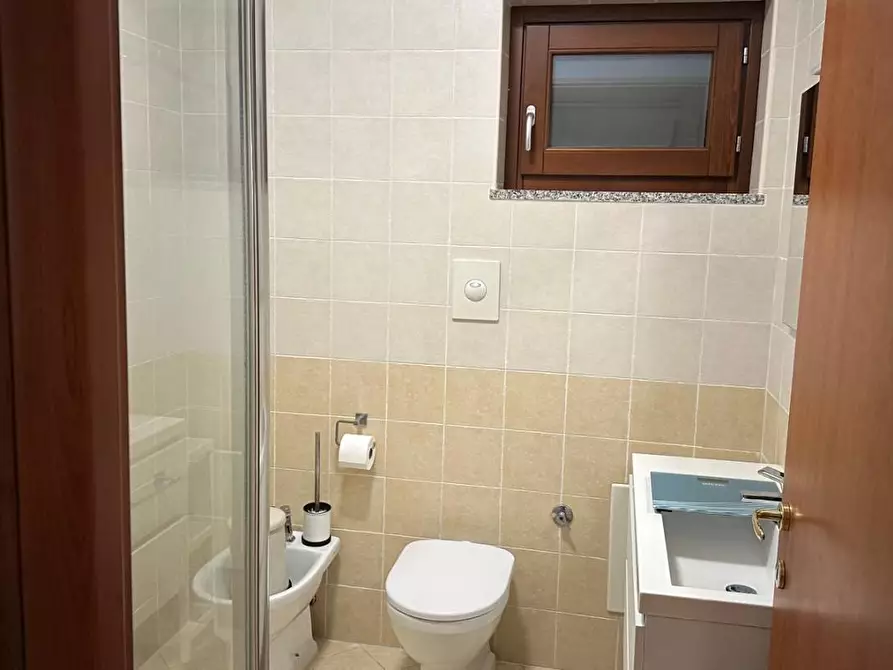 Immagine 10 di Appartamento in affitto  a Capraia E Limite