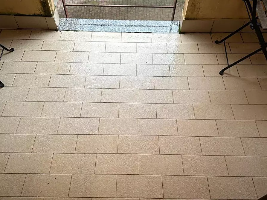 Immagine 9 di Appartamento in affitto  a Capraia E Limite