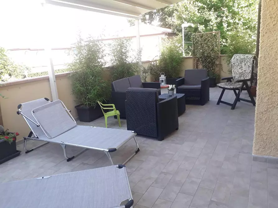 Immagine 4 di Appartamento in affitto  a Pietrasanta