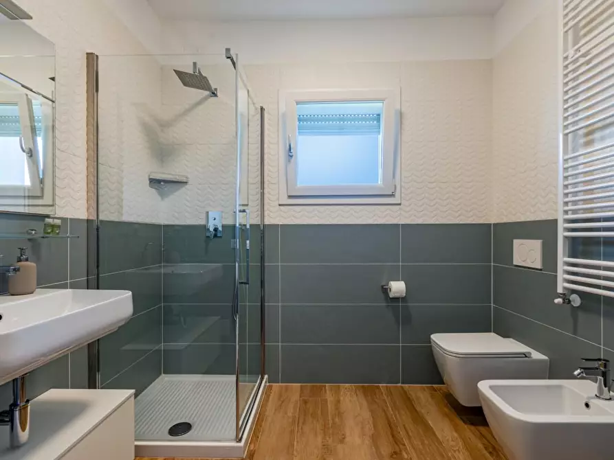 Immagine 10 di Appartamento in vendita  a Pisa