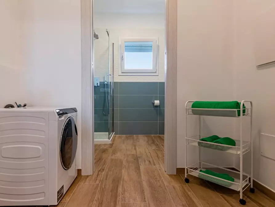 Immagine 9 di Appartamento in vendita  a Pisa