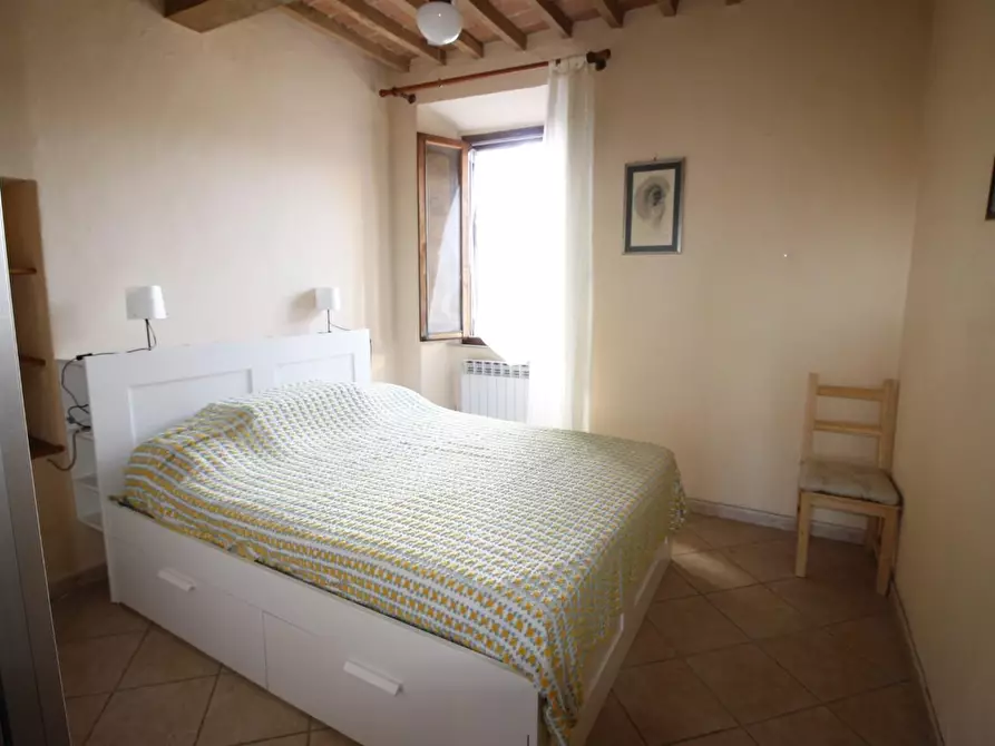 Immagine 6 di Appartamento in vendita  a San Gimignano