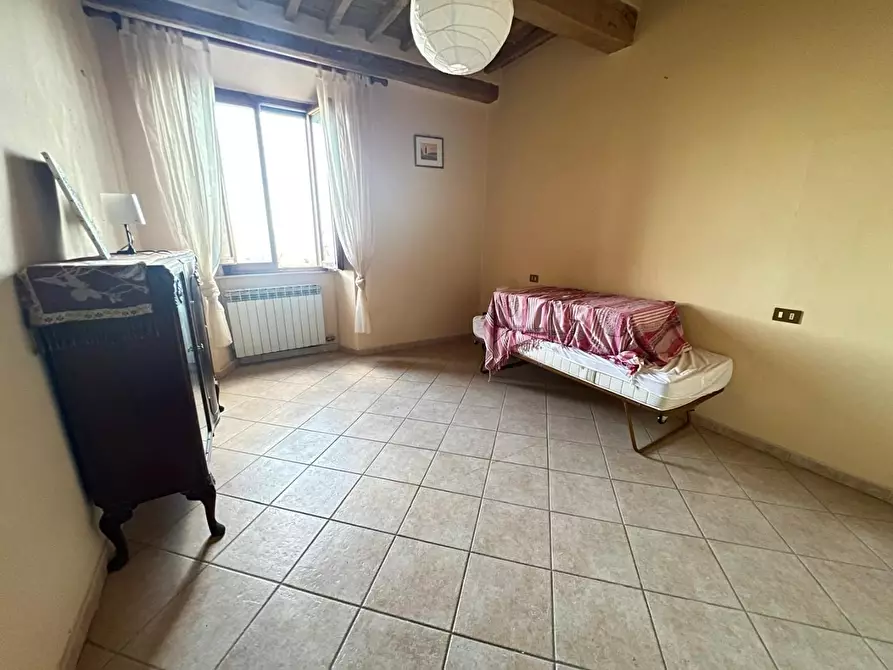 Immagine 7 di Appartamento in vendita  a San Gimignano