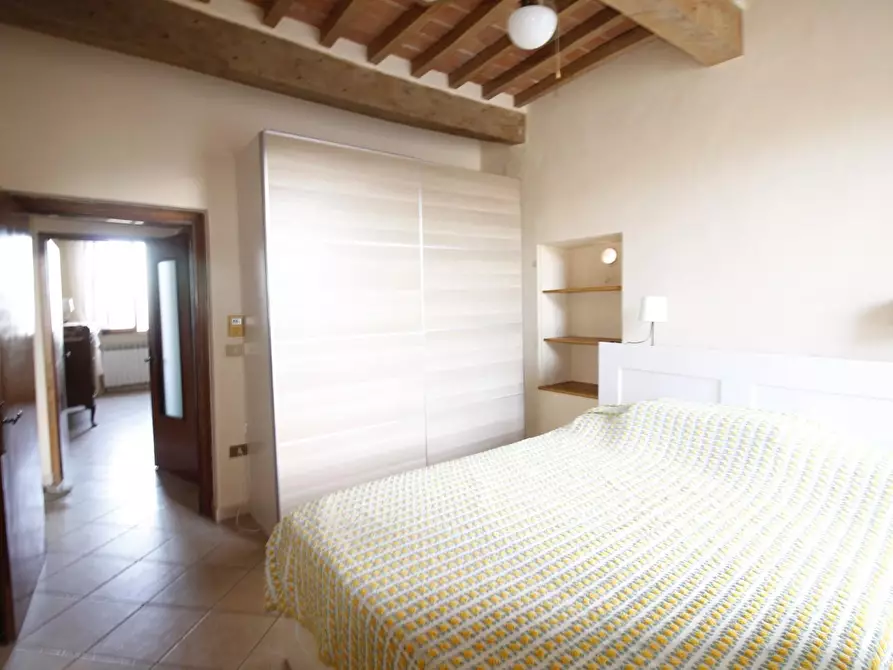 Immagine 4 di Appartamento in vendita  a San Gimignano