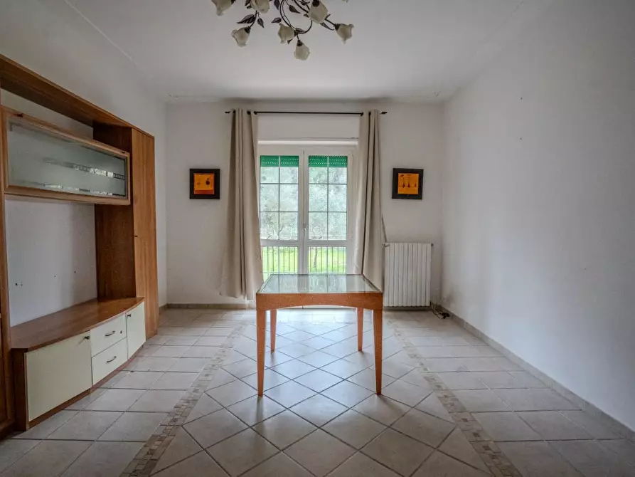 Immagine 41 di Appartamento in vendita  a Carrara