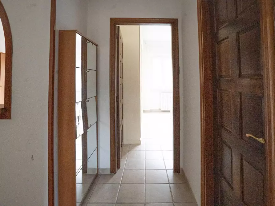 Immagine 40 di Appartamento in vendita  a Carrara