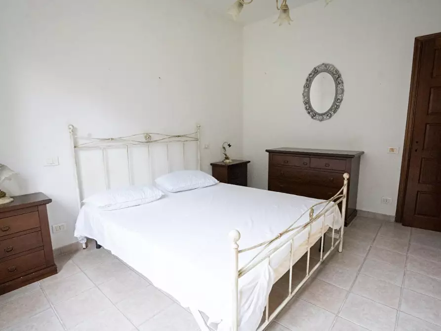 Immagine 24 di Appartamento in vendita  a Carrara