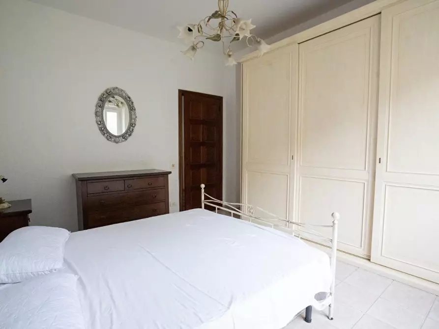 Immagine 25 di Appartamento in vendita  a Carrara