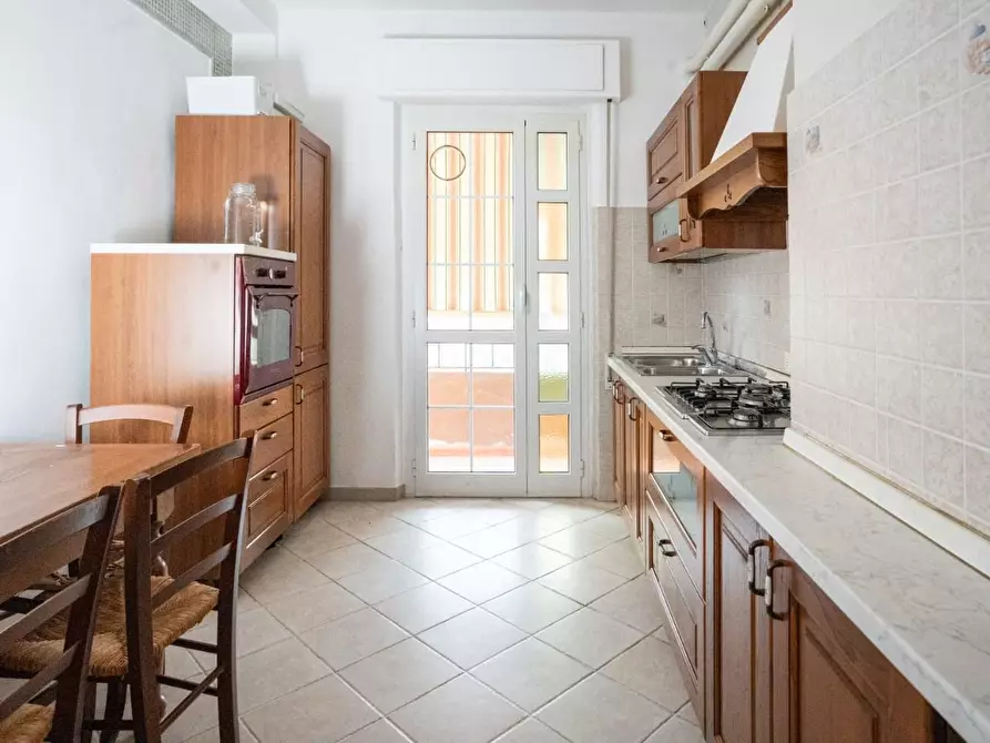 Immagine 32 di Appartamento in vendita  a Carrara