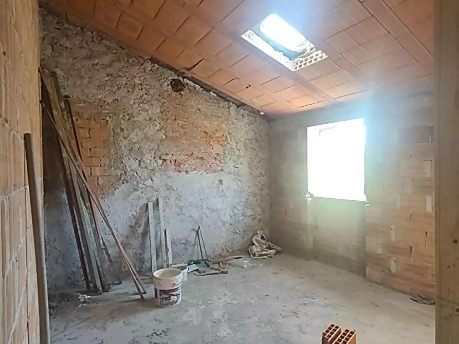Immagine 35 di Terratetto in vendita  a Lucca