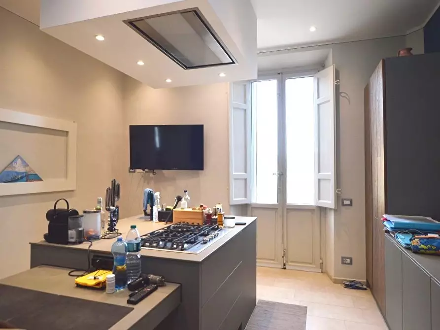 Immagine 15 di Appartamento in vendita  a Lucca